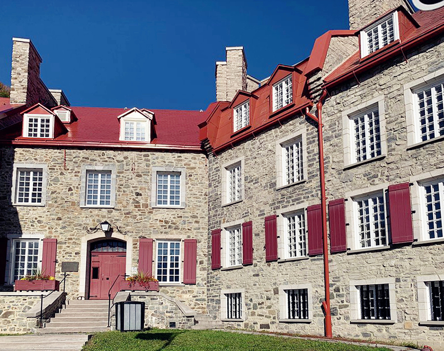../Images/LI,CHUN-YEN.Canada.Old Quebec (22).jpg